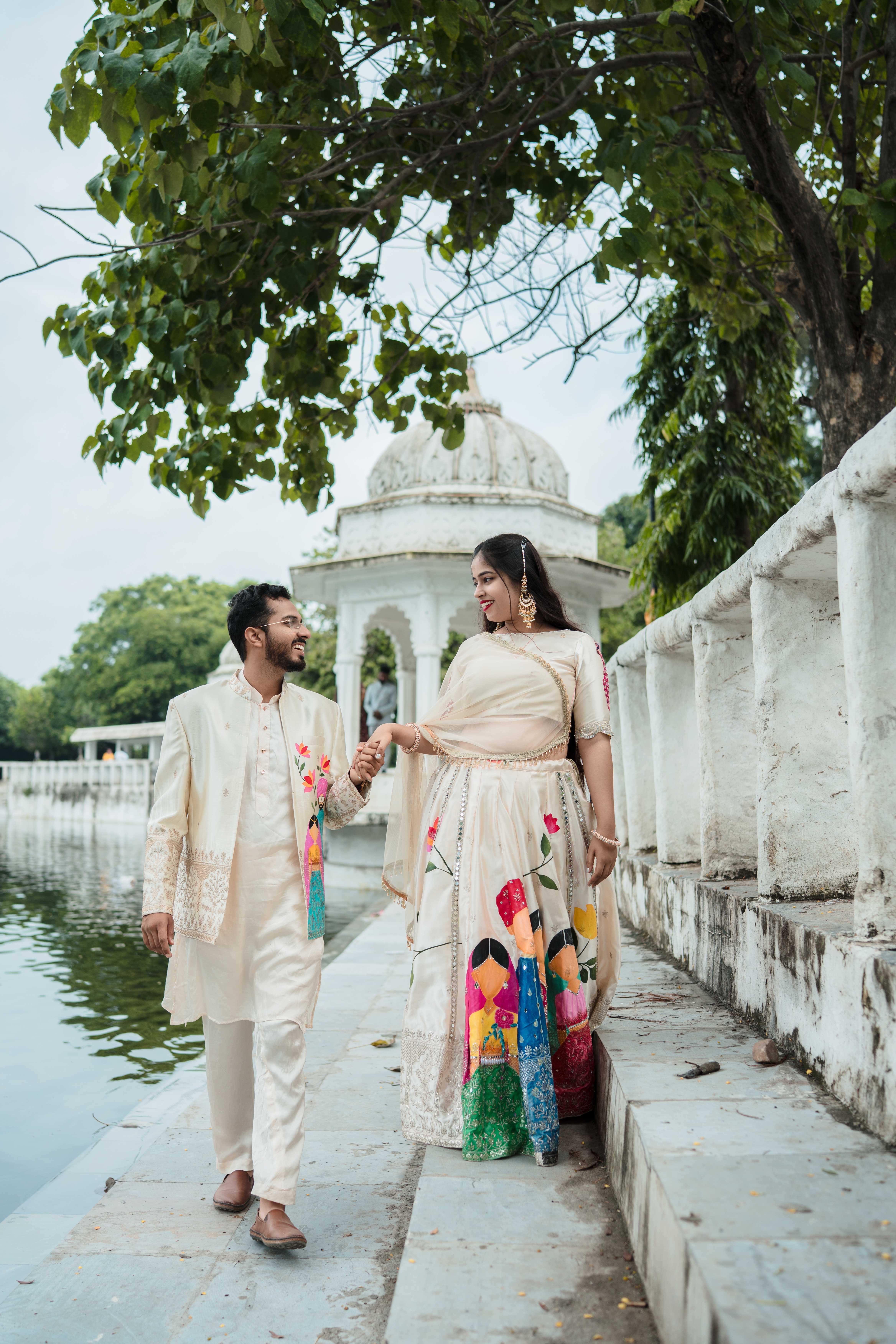 Ishika & Utsav frame 15