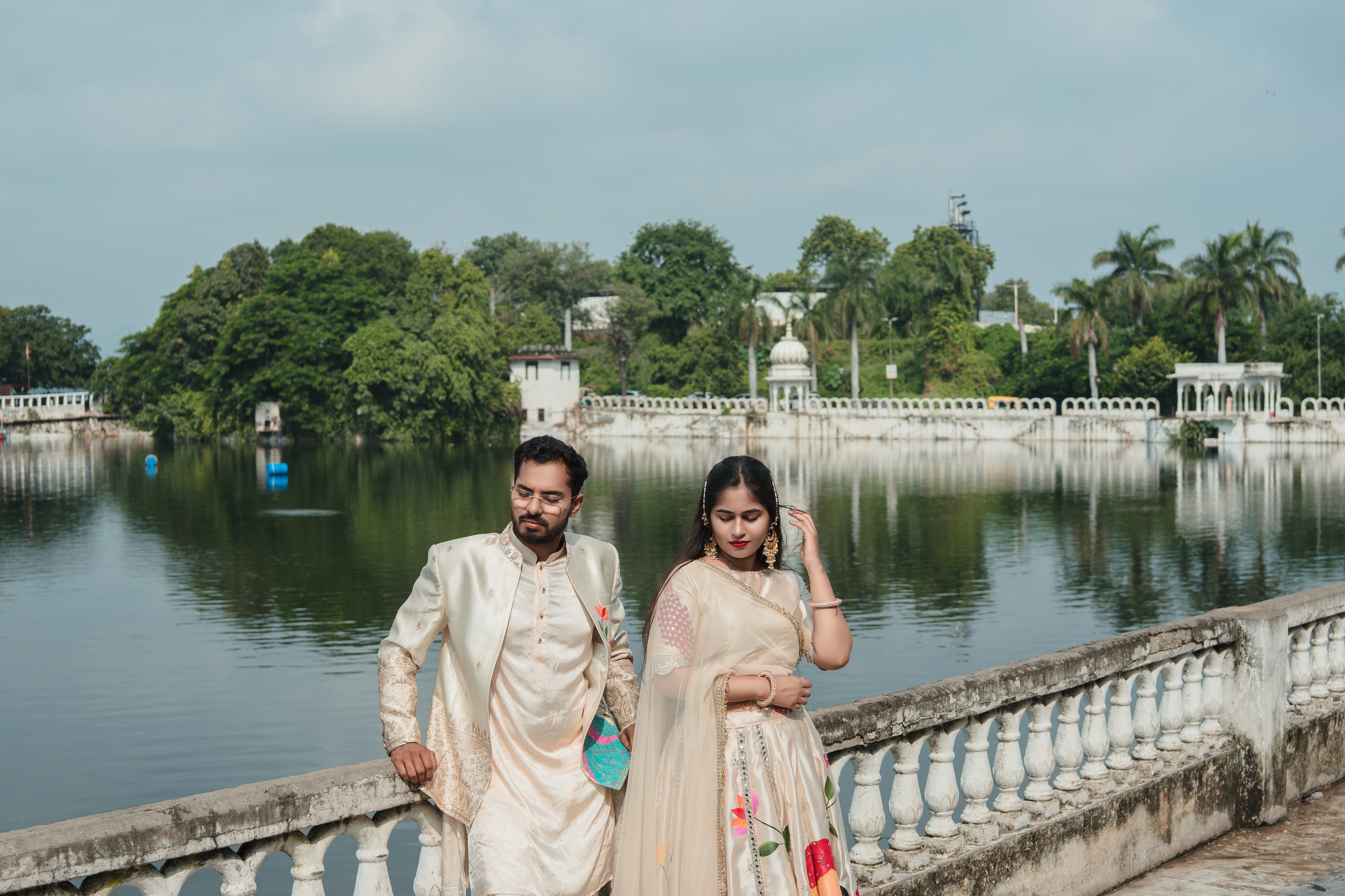 Ishika & Utsav frame 6