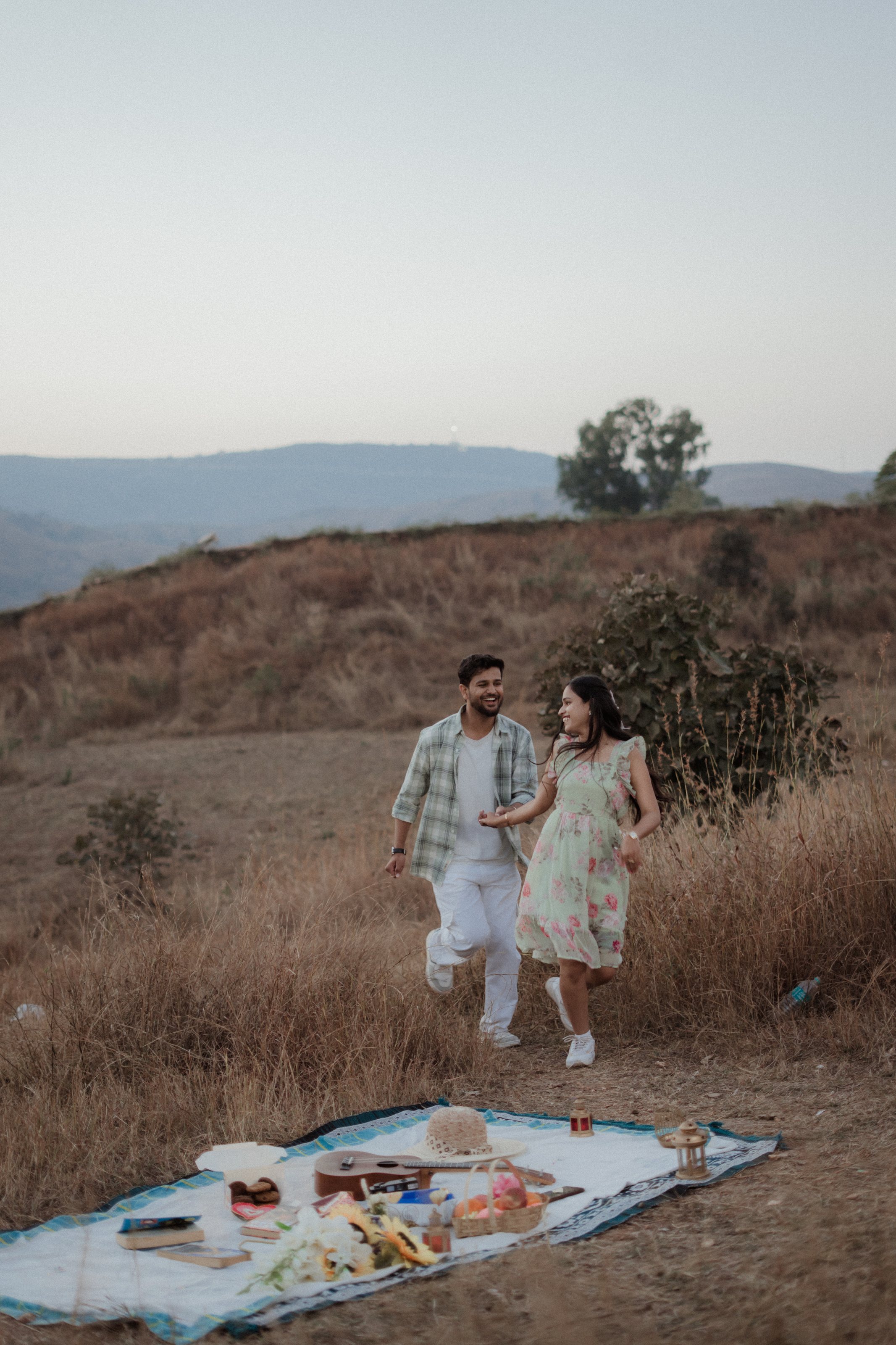 Mihir & Manasi frame 7