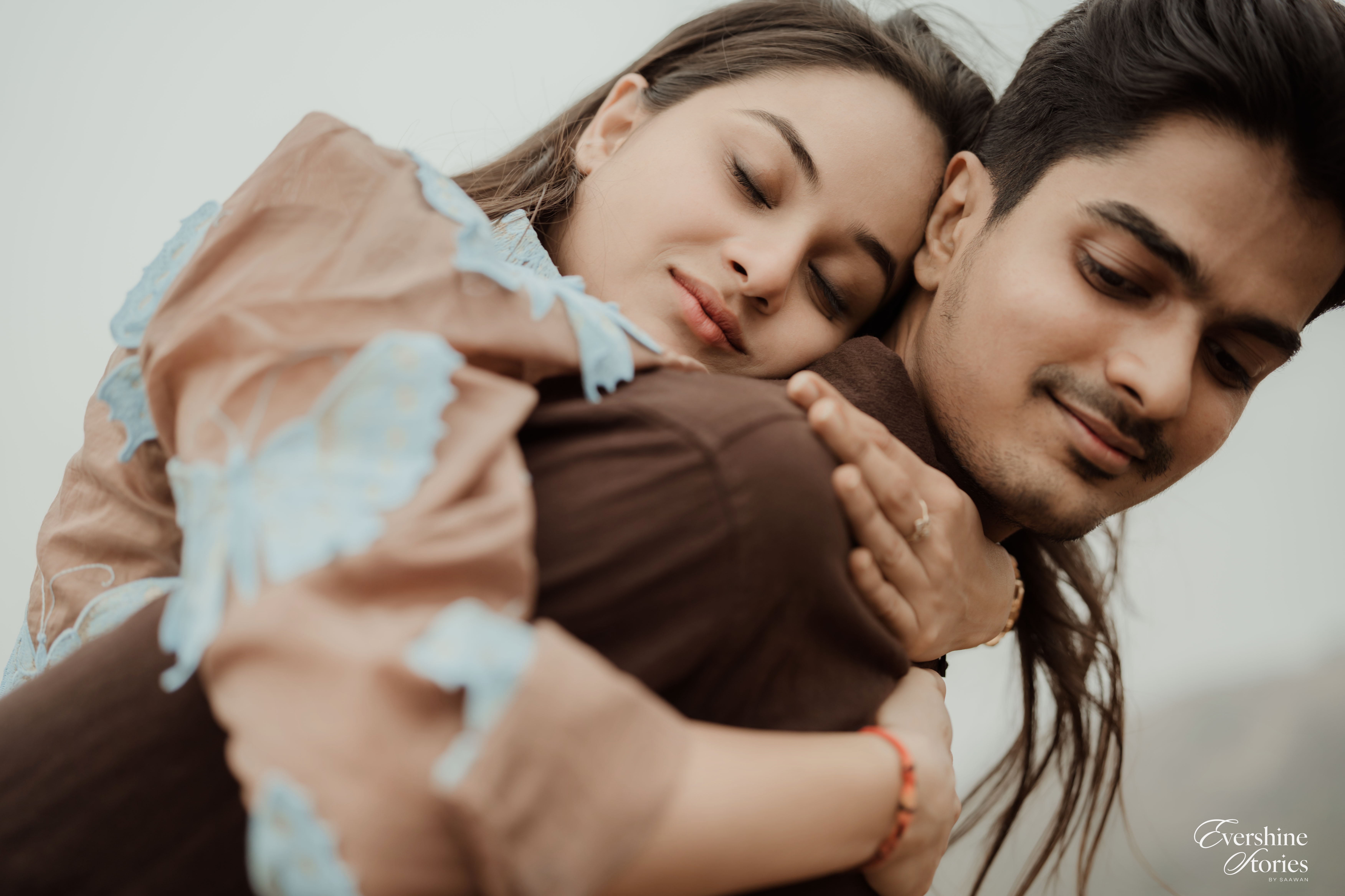 Parth & Aish frame 3