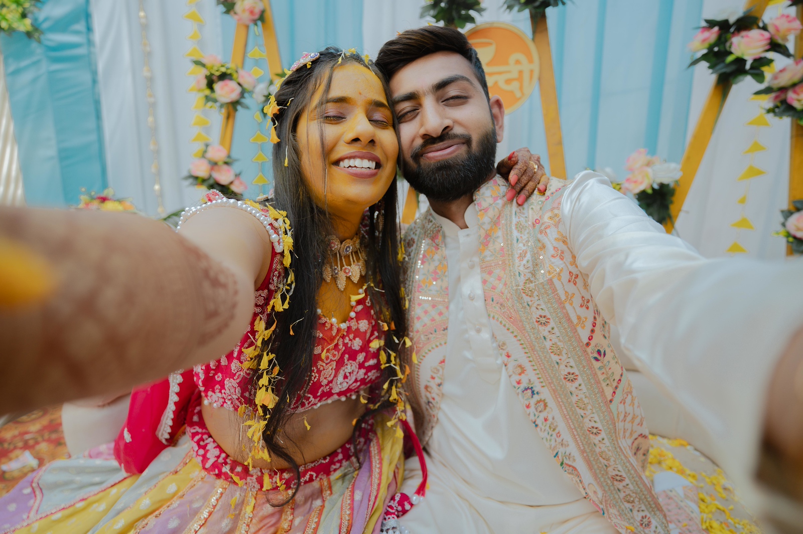 Piyush & Divyani frame 15