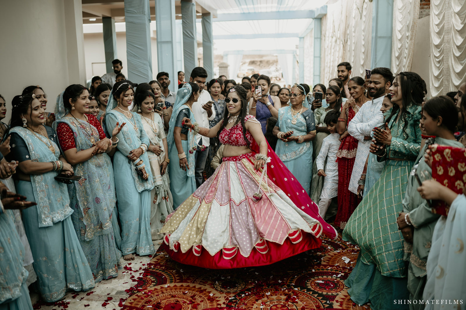 Piyush & Divyani frame 3